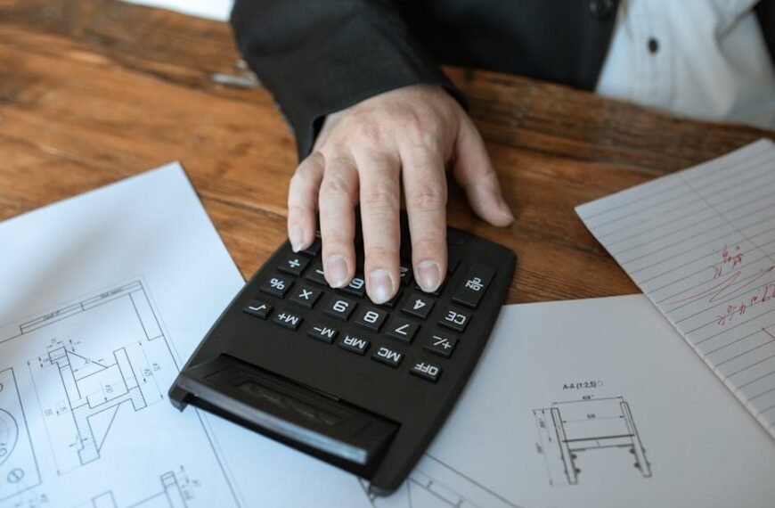 How Contractors Calculate Asphalt Needs Before Paving Starts