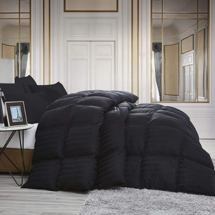 Luxurious Down Comforter Can Help You Enjoy Cozy Sleep without Excess Weight